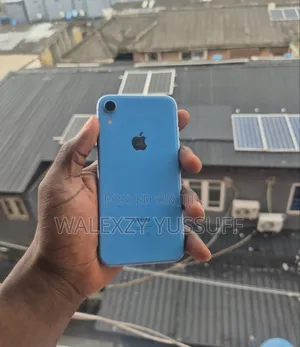 Apple iPhone XR 64GB Blue
