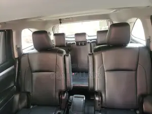 2018 Toyota Highlander XLE - Gray