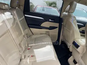 Toyota Highlander XLE 4x4 V6 SUV na 2018