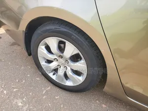 Honda Accord 2008 Gold