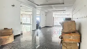 Shariff Plaza Mall Shop/Office Space for Rent