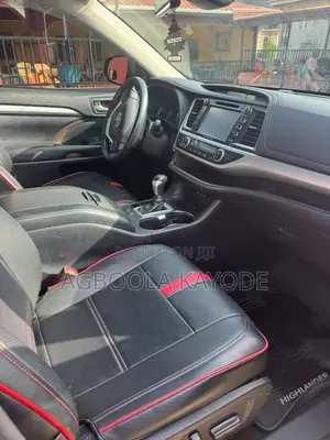 2018 Toyota Highlander XLE 4x4 V6 SUV