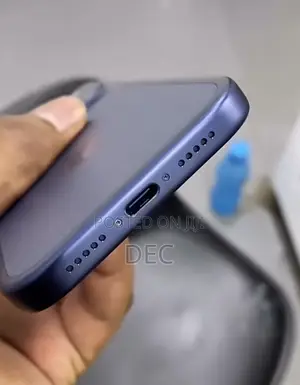 Apple iPhone 17 Pro 512GB Blue (Amfani da aka yi a UK)