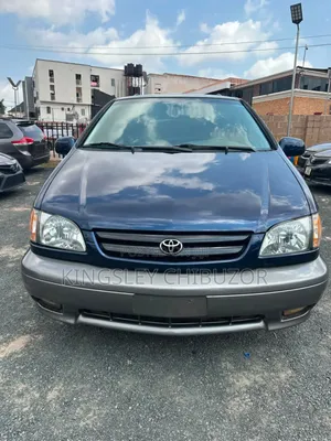 Toyota Sienna XLE 2002