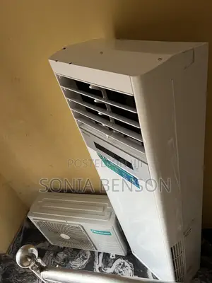 2.5hp Hisense Standing AC Mara-Inverter