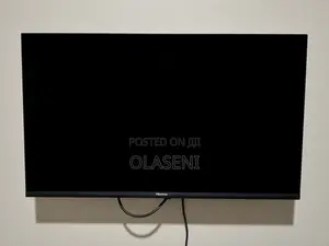 2 Samsung 32" HD TV da aka yi amfani da su - Mai iya ratayawa a bango