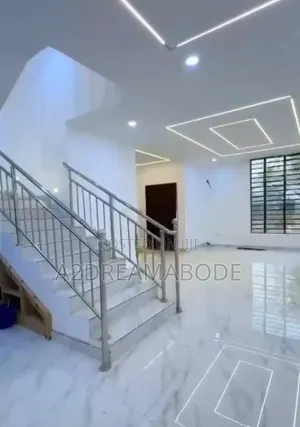 5 Bedroom Duplex Don Sayarwa a Adeniyi Jones, Ikeja