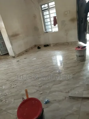 Wurin Zama Mai Dakuna 2 da Aka Zuba Kayan Saka a Shagari Estate, Ipaja