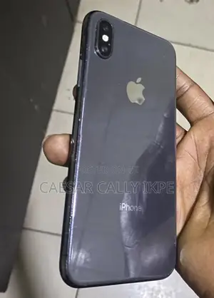 Apple iPhone X 64GB Baki (Amfani)