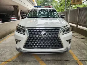 Lexus GX 2013 Fari
