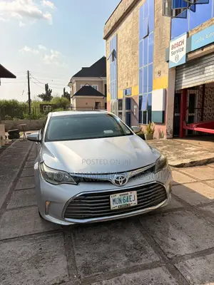 2014 Toyota Avalon Limited Sedan