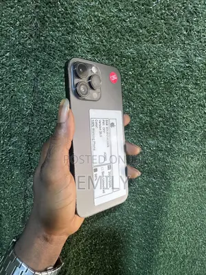 Apple iPhone 14 Pro Max 128GB Baki (Amfani da aka yi a UK)