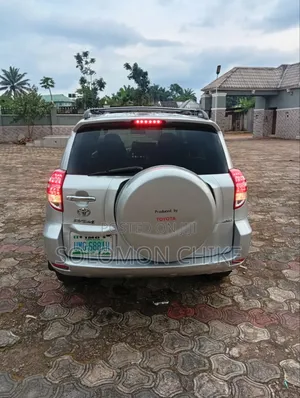 Toyota RAV4 2.0 VVT-i 2008 Silver