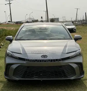 Toyota Camry SE 2025 Ja