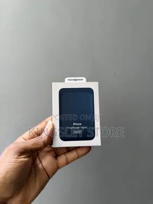Apple FineWoven Wallet with MagSafe - Brand New