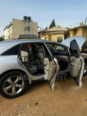 Toyota Venza LE 2013 Silver