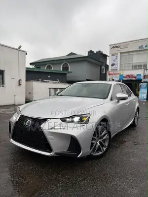 Lexus IS 300 AWD 2018 Silver