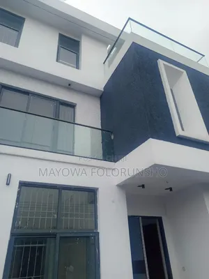 5 Bedroom Duplex Don haya a Lekki Phase 1