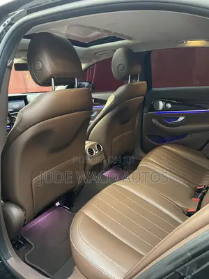 Mercedes-Benz E300 2017 Black