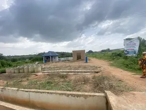 Rabin Rabin Filin Dadi na Siyarwa, Ido LGA