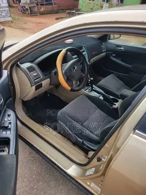 Honda Accord 2004 Automatic Gold