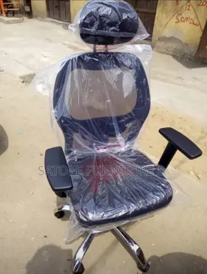 Boss Office Products Executive Office Chair - Brand New