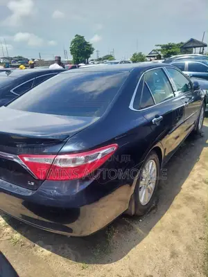 2016 Toyota Camry LE Sedan