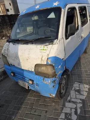 Suzuki APV Minibus 2005