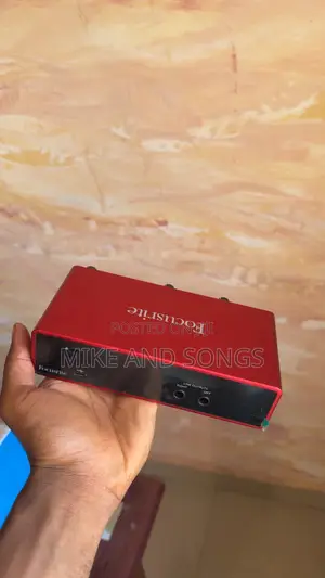 Focusrite Scarlett 2i2 Audio Interface
