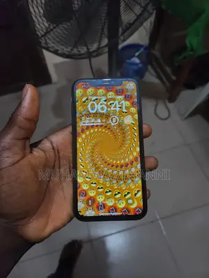 Apple iPhone 11 64GB Baki (Babu Face ID)