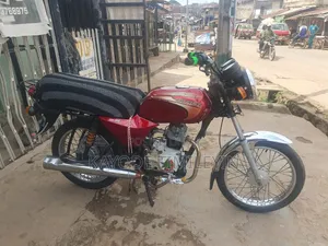 Bajaj Boxer BM100ES 2021 Red