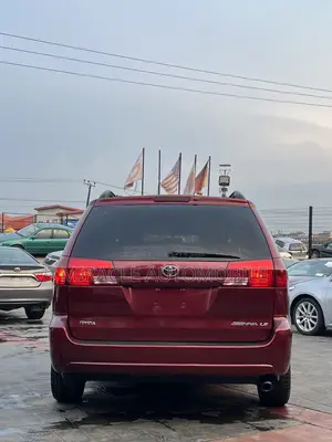 Toyota Sienna LE FWD 2006 Burgundy
