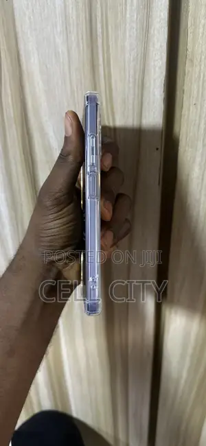 Xiaomi Redmi Note 11R 128GB Tana Amfani (Daga UK)
