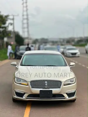 Lincoln MKZ 2017 Zinariya