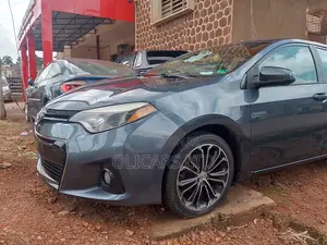 Toyota Corolla 2016 Silver