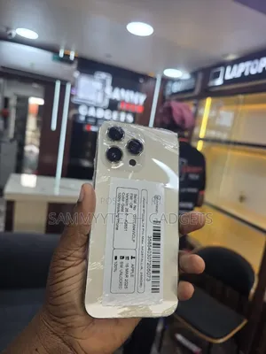 Apple iPhone 14 Pro Max 256GB Gold