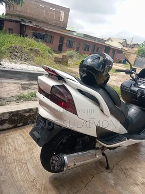 Suzuki Scooter Farar 2004