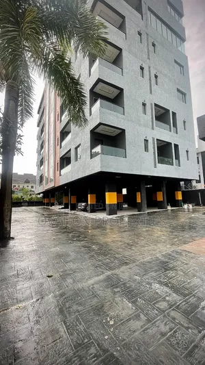 3-Bedroom Block of Flats don haya a Ademola Adetokunbo