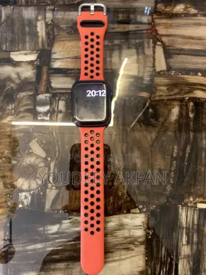 Apple Watch Series 8 45mm GPS + Cellular (Used)
