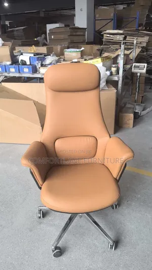 Boss Office Products Executive Zamawar Fata
