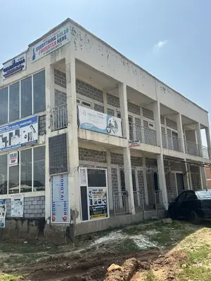 Siyan Mall A Sayarwa, Kasuwar Kayayyakin Gine-gine ta FO1, Abuja