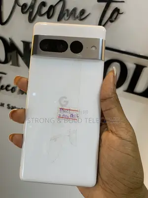 Google Pixel 7 Pro 128GB White (Amfani da USA)