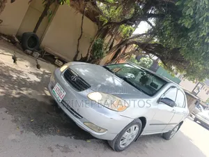 Toyota Corolla LE 2006 Silver - Amfani Da Aka Yi A Ƙasashen Waje