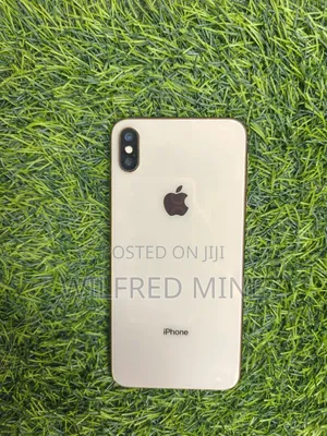 Apple iPhone 11 Pro Max 64GB Gold