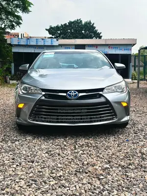 2016 Toyota Camry XLE Sedan - Foreign Used