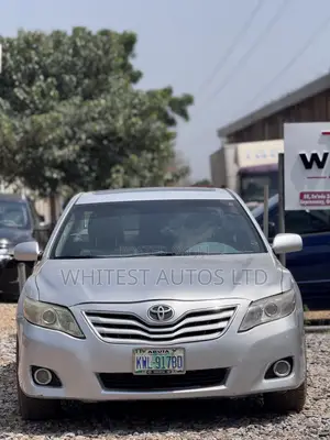2008 Toyota Camry XLE V6 Sedan