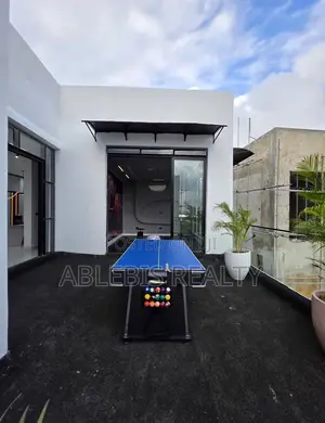 5-Bedroom Duplex da BQ, Pool a Osapa London