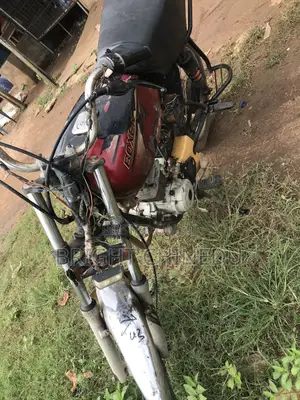 Bajaj Boxer 100 2020 Ja