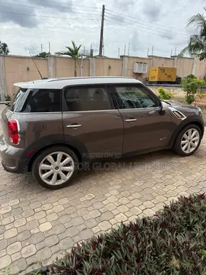Mini Cooper S 2012 - Toks, Cikakken Zabi