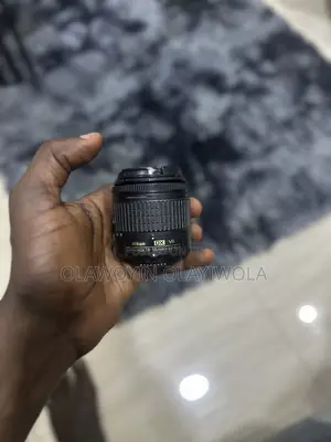 Nikon 18-55mm f/3.5-5.6G VR Kit Lens